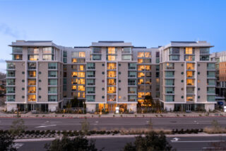 1931_N67_3by2-1620×1080